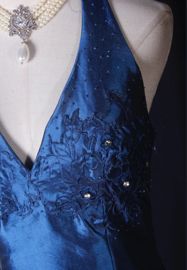 Elegant Blue Halter Embroidered Beaded Satin Pleated Mermaid Party Dress Long Birthday Evening Dress D2270