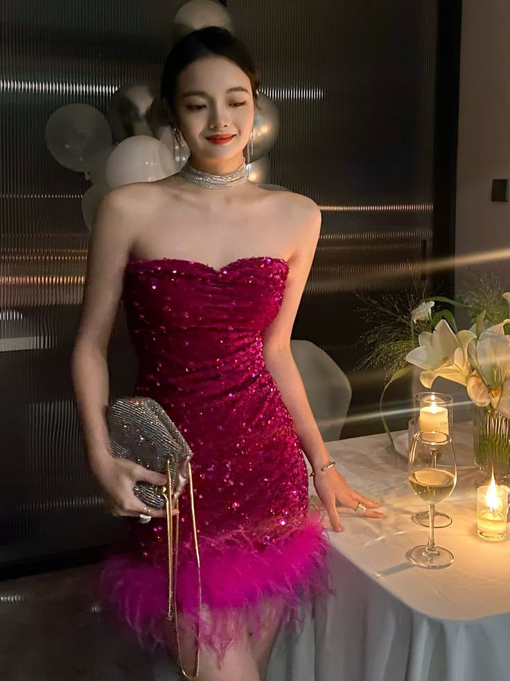 Sparkly Strapless Hot Pink Sequin Feathers Sheath Short Homecoming Dress Birthday Dress D4543