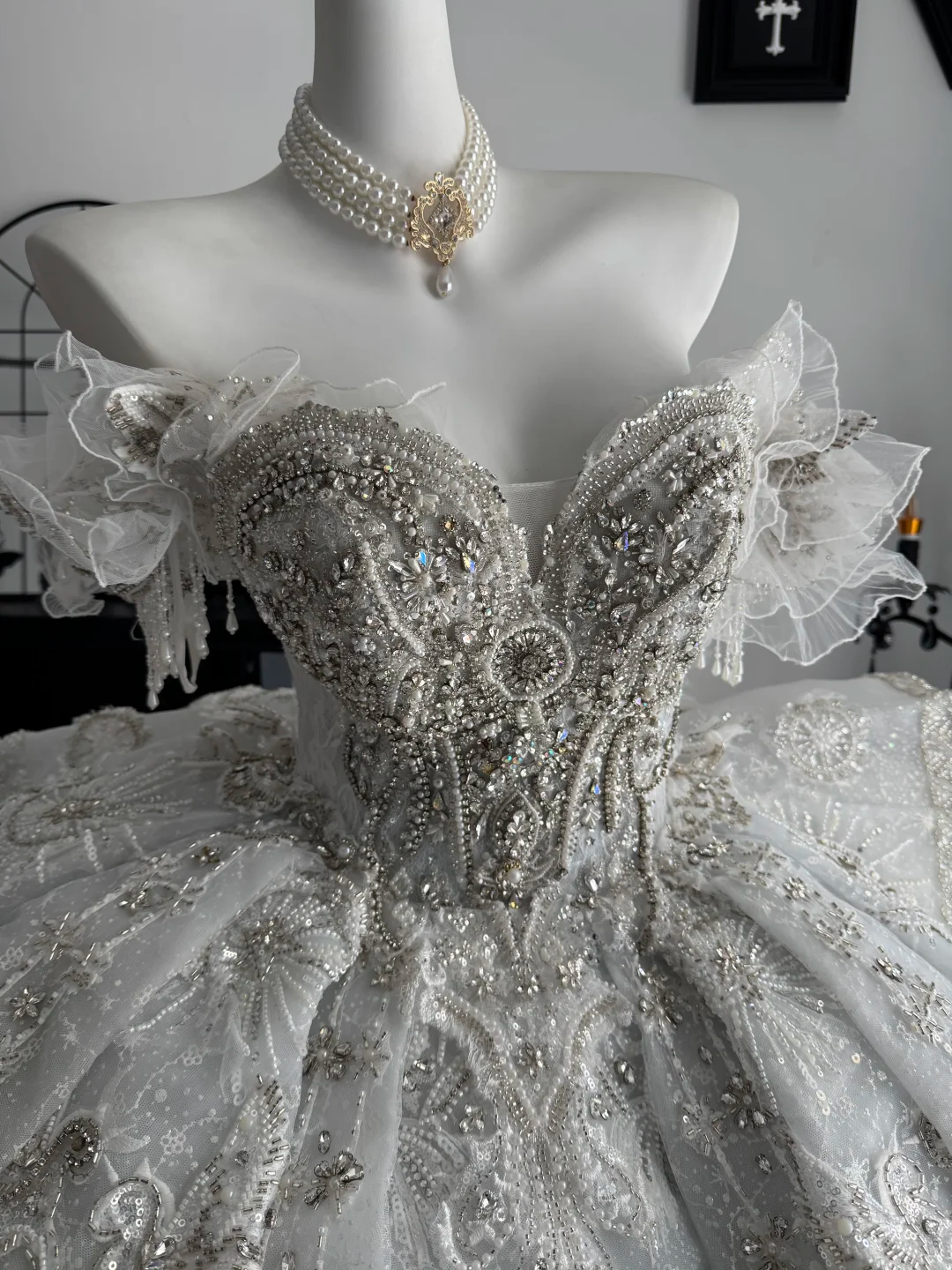 Gorgeous White Tulle Lace Beaded Long Wedding Dress,Off The Shoulder Bridal Dress D3698