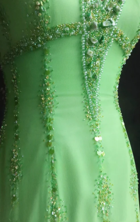 Classy V Neck Green Chiffon Beaded Mermaid Long Party Dress Evening Gown D1903