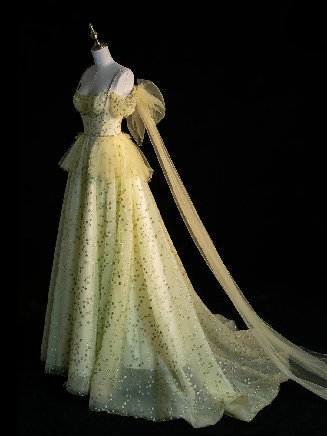 Gorgeous Ball Gown Spaghetti Strap Yellow Tulle Long Prom Dress Evening Gown D4528