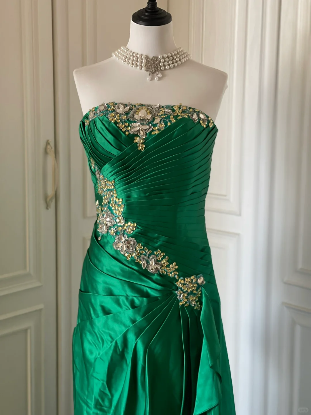 Fashion Green Strapless Satin Pleated Beaded Long Evening Dress Prom Dress D3108