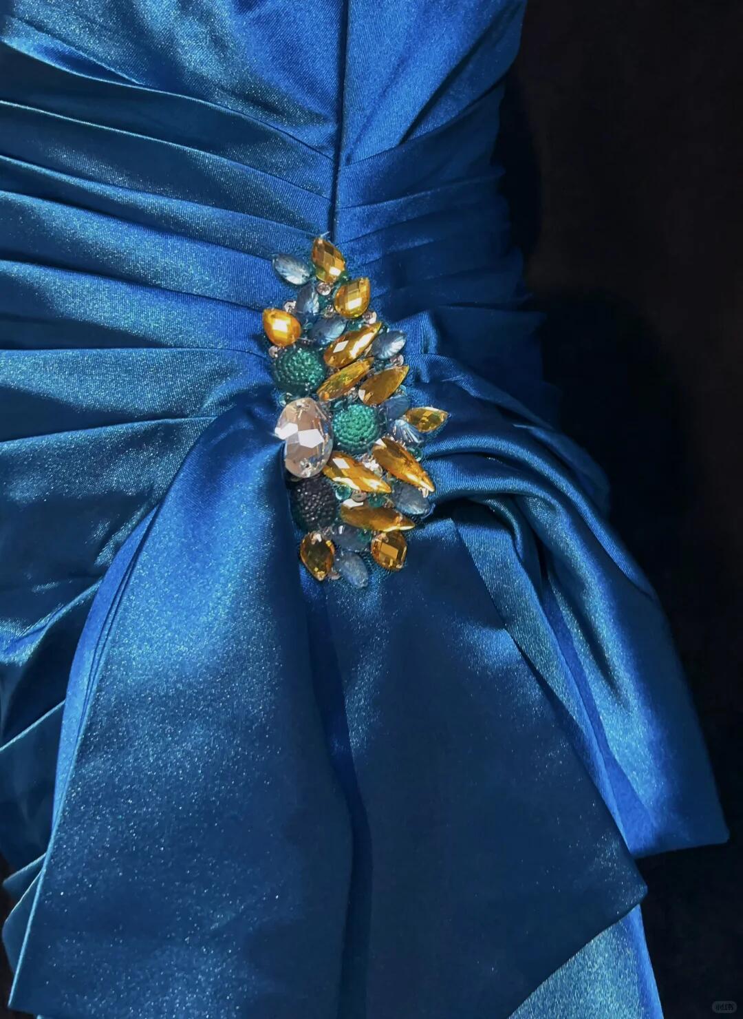 Elegant Blue Spaghetti Straps Satin Pleated Sheath Short Homecoming Dress Birthday Dress D3373