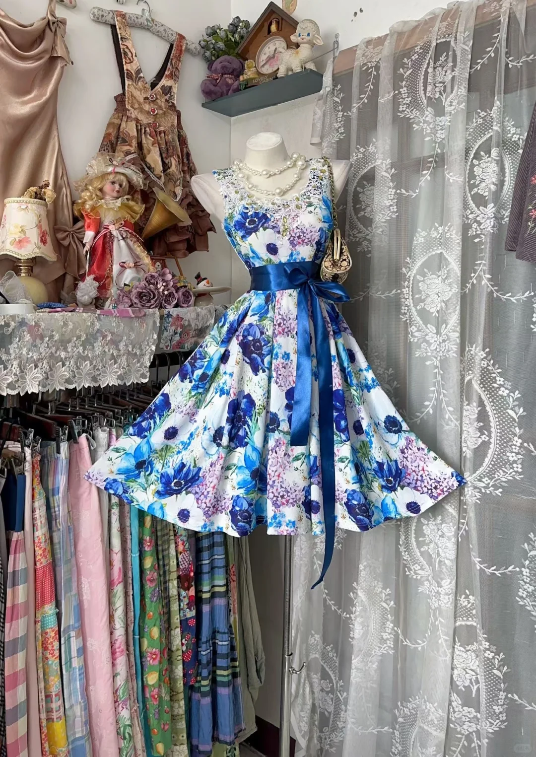 Beautiful Satin Print Floral Lace Beaded Short Homecoming Dress Short Party Dress D3201