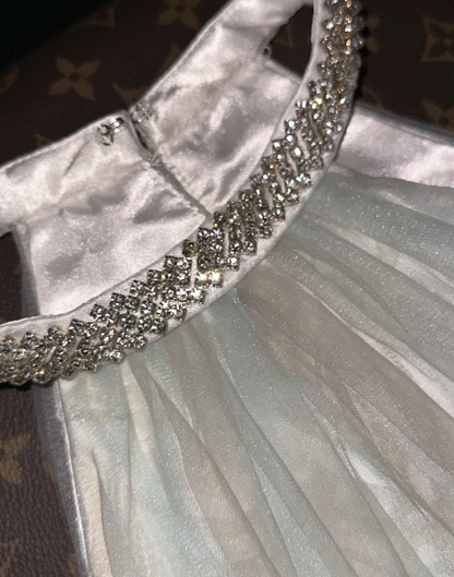 Pretty Sleeveless White Halter Tulle Mermaid Long Wedding Dress D930