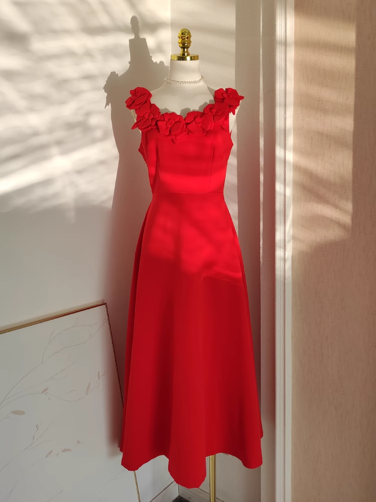 Sexy A line Scoop Neckline Red Travel Vacation Dresses Satin Birthday Dress SD327