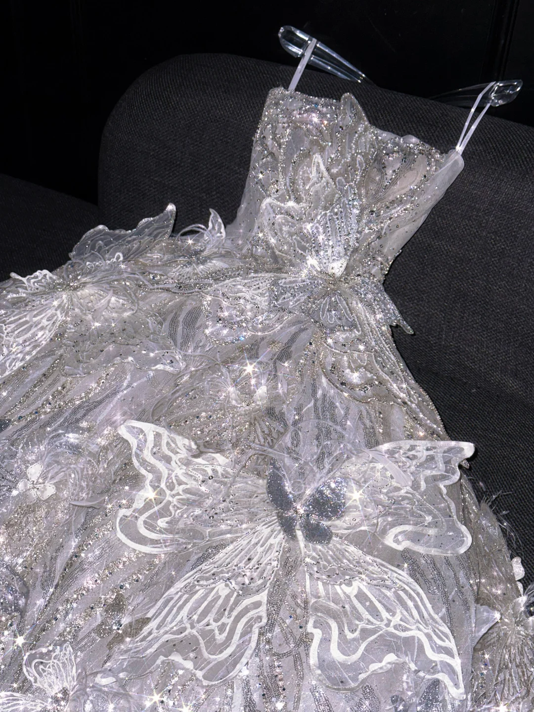 Glitter Strapless Tulle Sequin Beaded 3D Butterfly Long Wedding Dress Bridal Dress D3082
