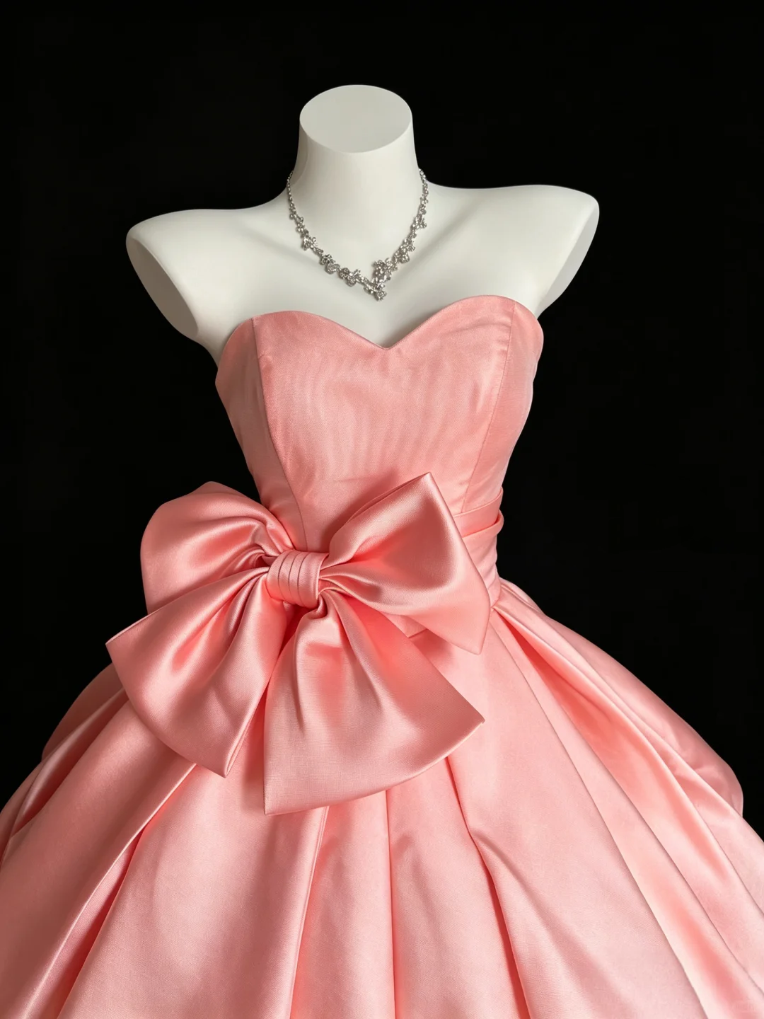 Cute Pink Satin A Line Short Homecoming Dress Sweetheart Neck Mini Birthday Outfits D5221