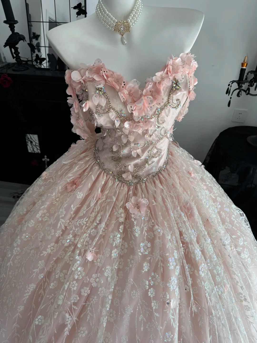 Cute Pink Off The Shoulder Tulle Sequin Floral Beaded Quinceanera Dress Sweet 15 16 Dress With Appliques D4718