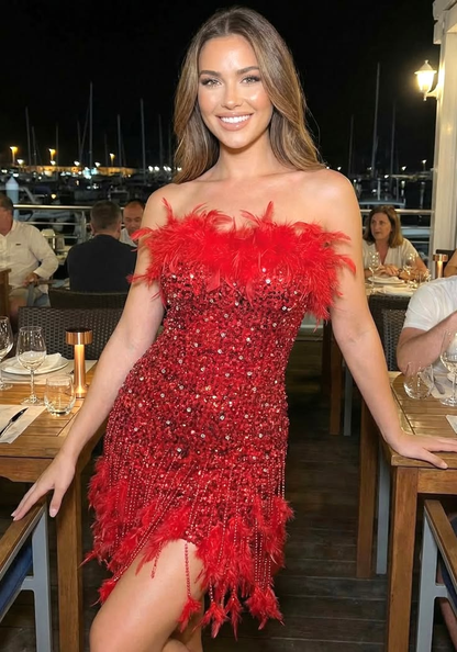Pretty Strapless Sequin Tassel Feathers Short Party Dress Red Sheath Short Homecoming Dress D4642