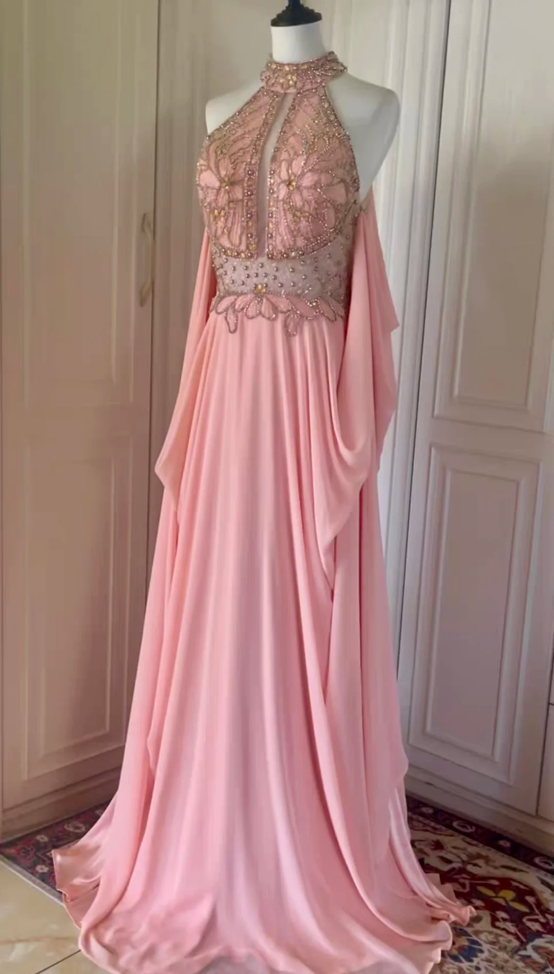 Glamorous Pink Halter Chiffon Beaded Mermaid Long Evening Dress Party Gown D3097
