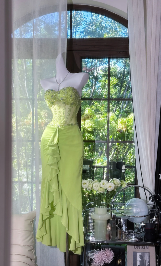 Classy Strapless Green Chiffon Beaded Ruffles Mermaid Evening Dress Long Wedding Guest Dress Party Gown D2099