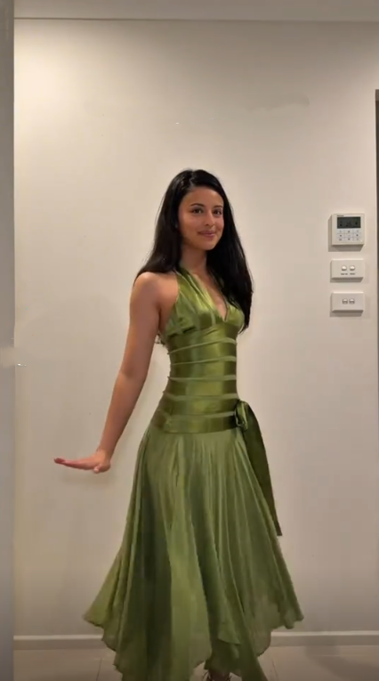 Classy Halter V Neck Green Satin Chiffon Mermaid Long Party Dress Evening Dress D4392