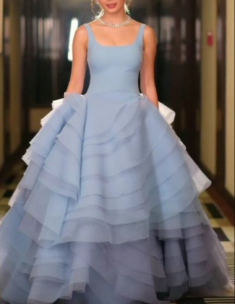 Glamorous Spaghetti Straps Blue Tulle Layered Ball Gown Long Evening Dress D1872