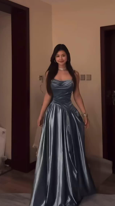 Charming Spaghetti Straps Blue Satin Pleated A Line Long Party Dress Prom Dress D964