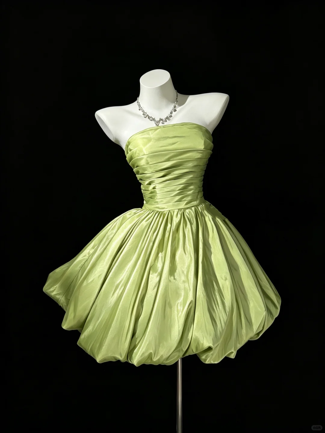 Pretty Strapless Satin Short Party Dress Apple Green Short Homecoming Dress D5218