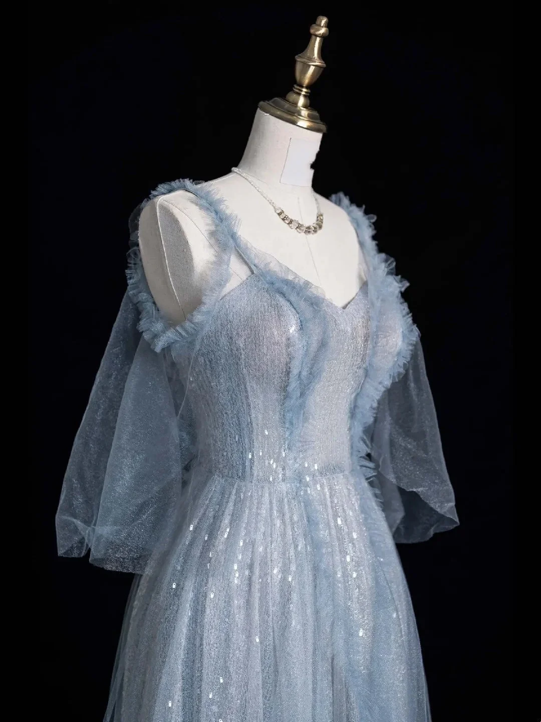 Beautiful Spaghetti Strap Blue Tulle Sequin Long Prom Dresses Evening Dresses D4828
