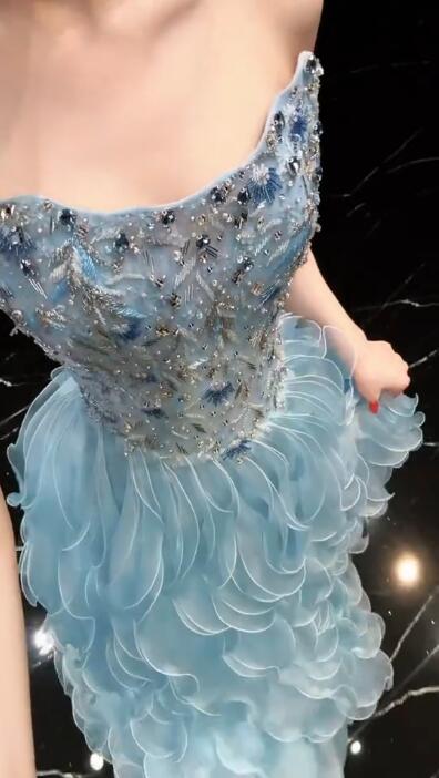 Glamorous Blue Strapless Tulle Ruffles Beaded Long Birthday Prom Dress Evening Dress D4752
