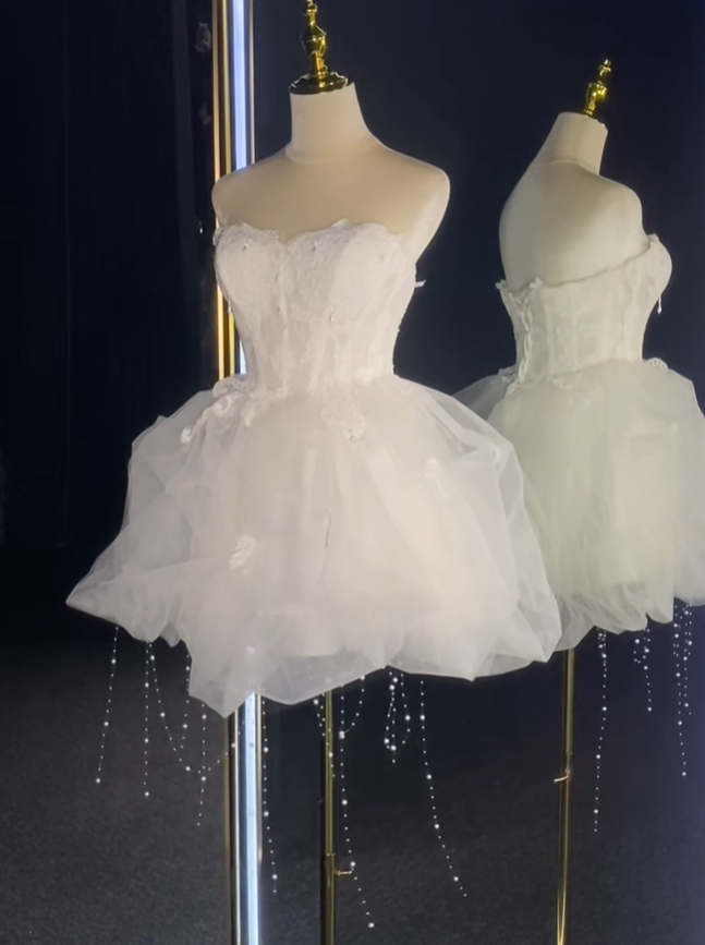 Elegant White Lace Tulle Appliques Short 16th Birthday Dress,Strapless Mini Homecoming Dress D3148