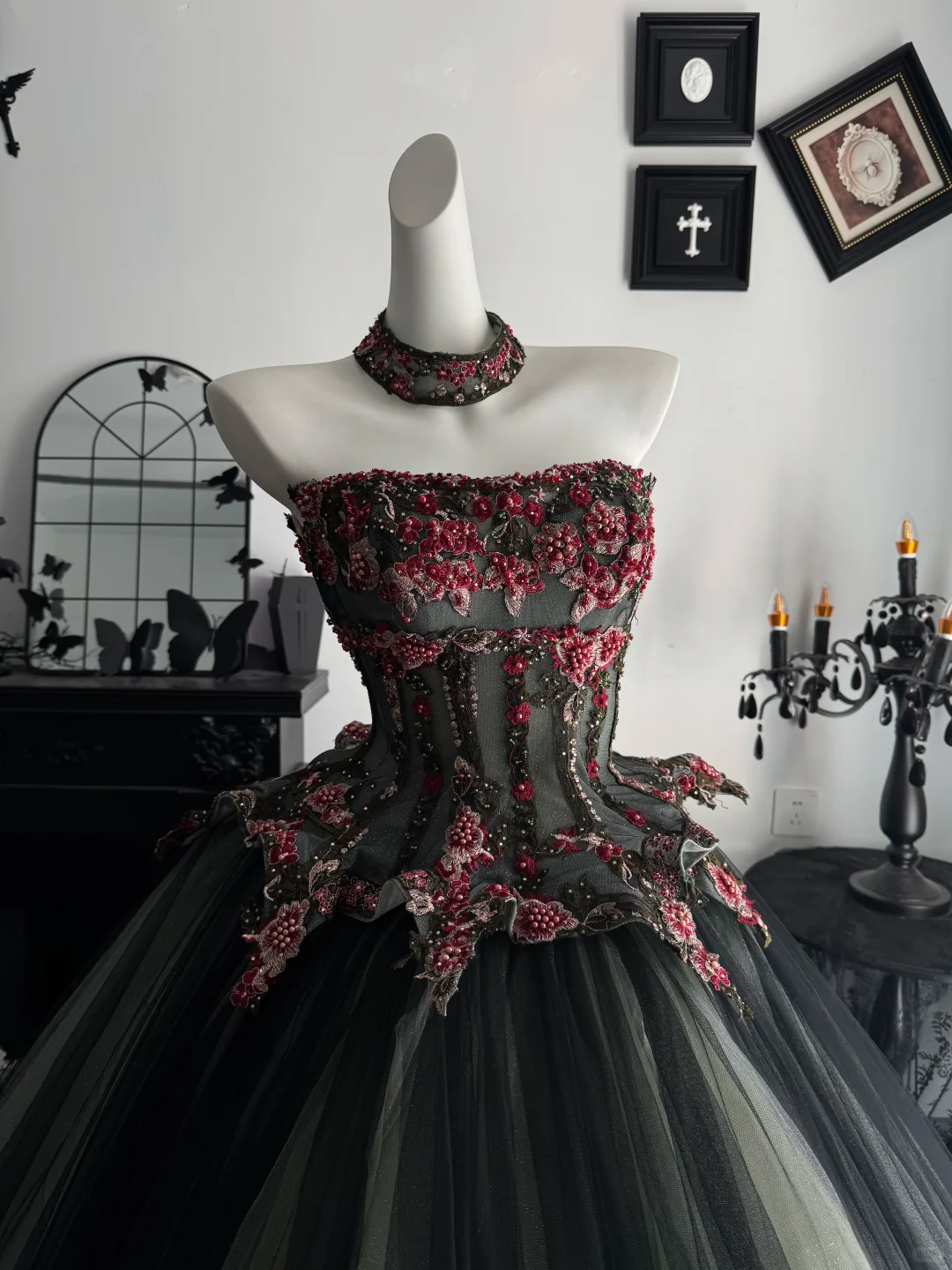 Vintage Black And Green Tulle Appliques Beaded Long Quinceanera Dress Strapless Sweet 15 Dress D4716