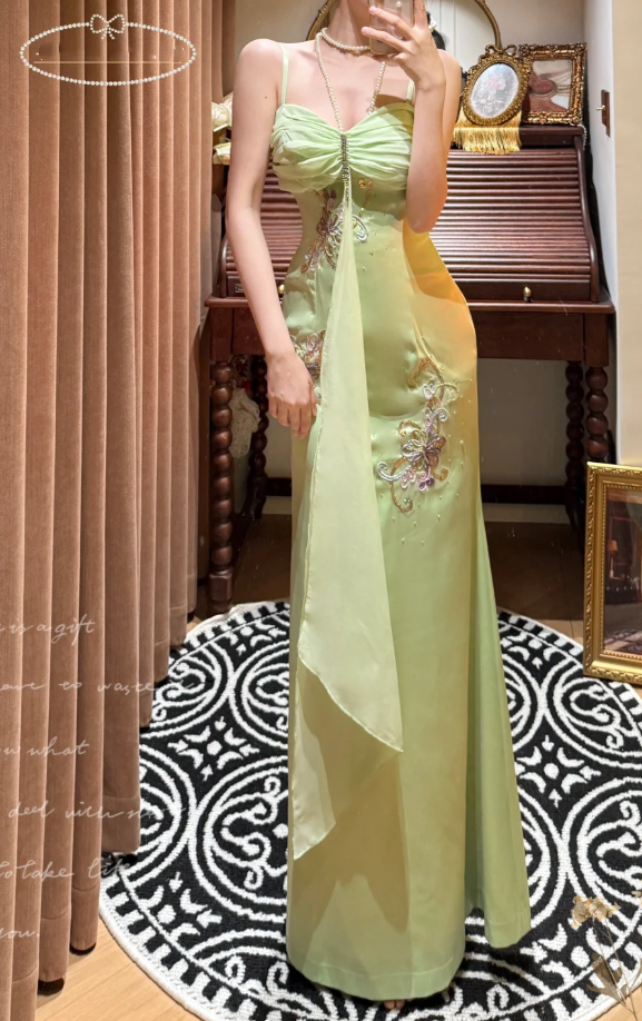 Classy Spaghetti Straps Green Satin Beaded Mermaid Long Wedding Guest Dress Formal Birthday Party Dress D2051