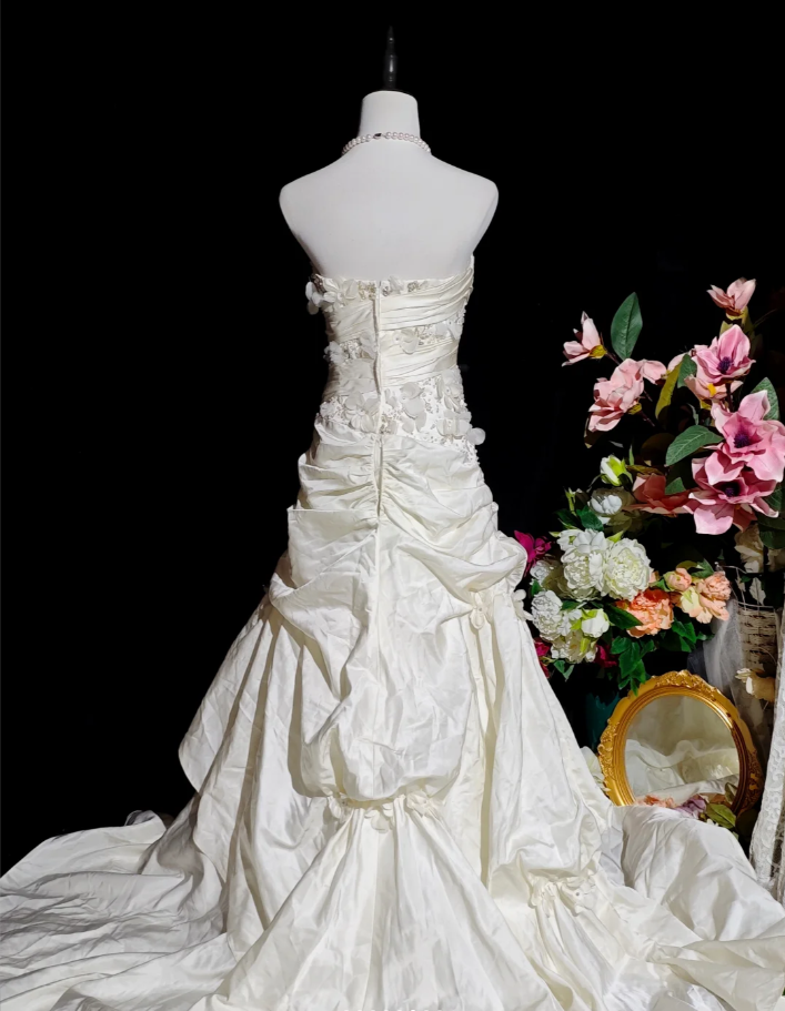Pretty Ivory Strapless Satin Pleated Appliques Mermaid Party Dress Long Birthday Evening Gown D2363