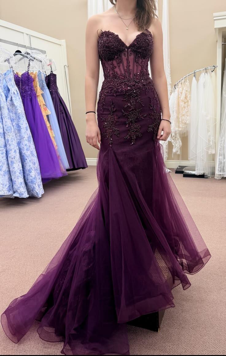 Classy Sweetheart Neck Tulle Appliques Mermaid Long Party Dress Purple Birthday Evening Dress D5204