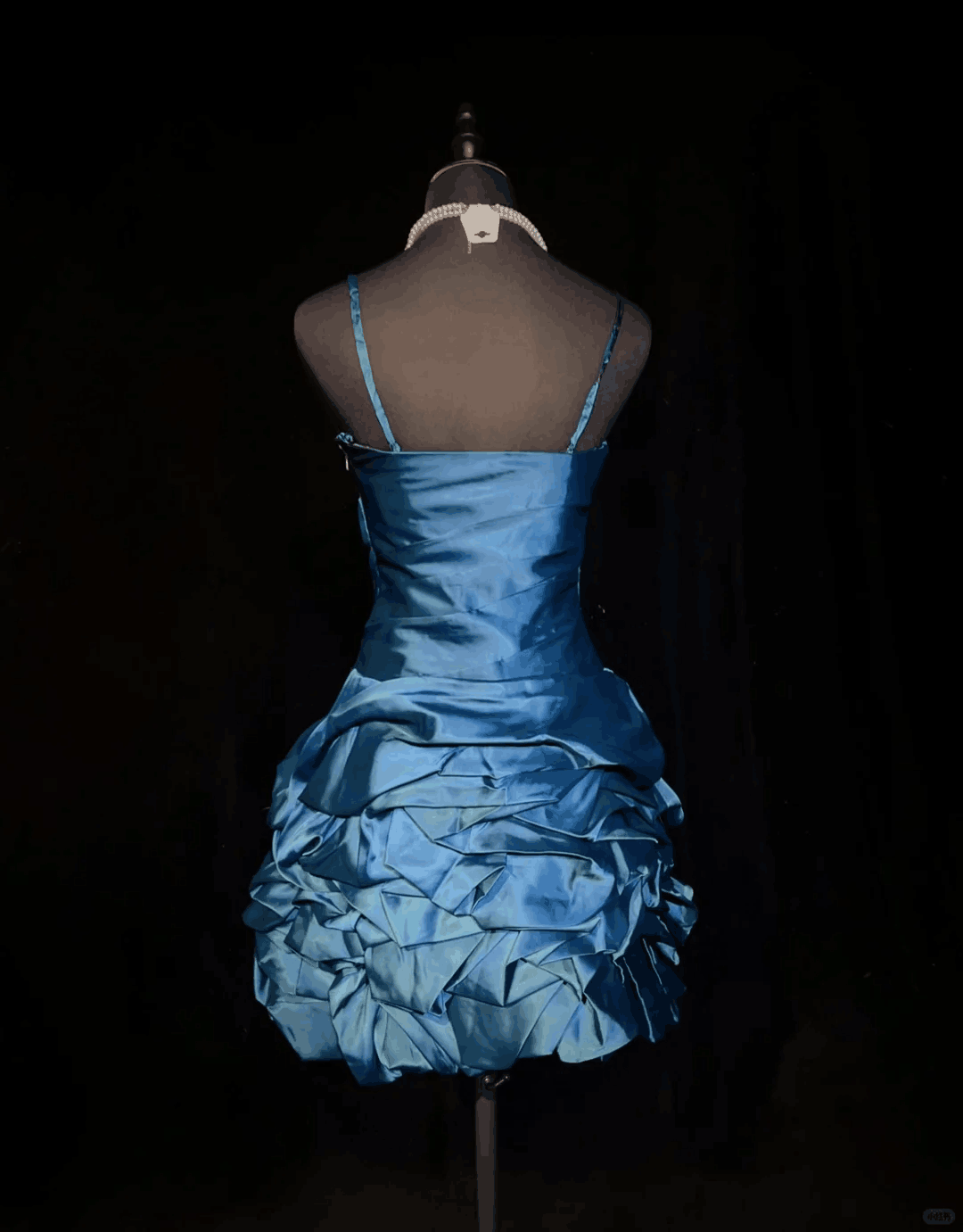 Vintage Spaghetti Straps Satin Pleated Beaded Short Graduation Homecoming Dress,Blue Short 16th Birthday Outfits D3378