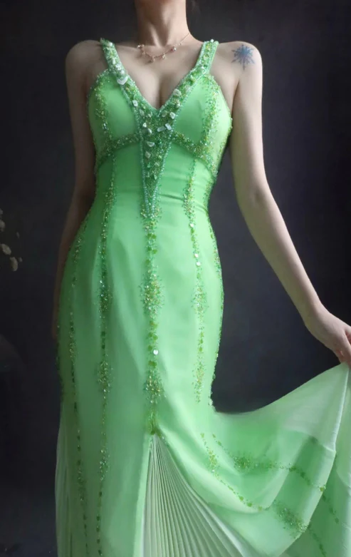 Classy V Neck Green Chiffon Beaded Mermaid Long Party Dress Evening Gown D1903