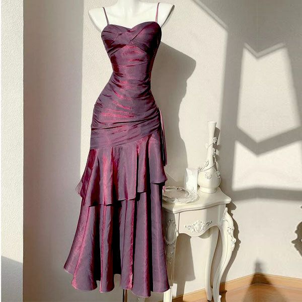 Vintage Spaghetti Strap Satin Ruffles Long Evening Dress Grape Long Prom Dresses D4518