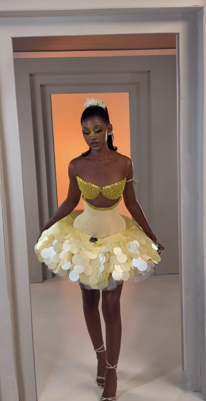 Stylish Yellow Sweetheart Neck Satin Sequin Short Homecoming Dress Cocktail Dress D4577