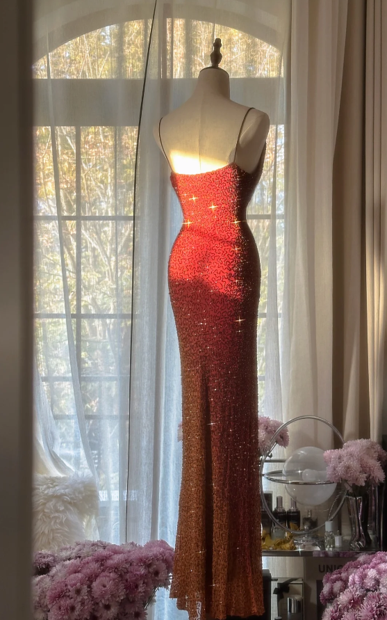 Elegant Spaghetti Straps Burgundy Chiffon Beaded Mermaid Long Party Dress Evening Gown D2095