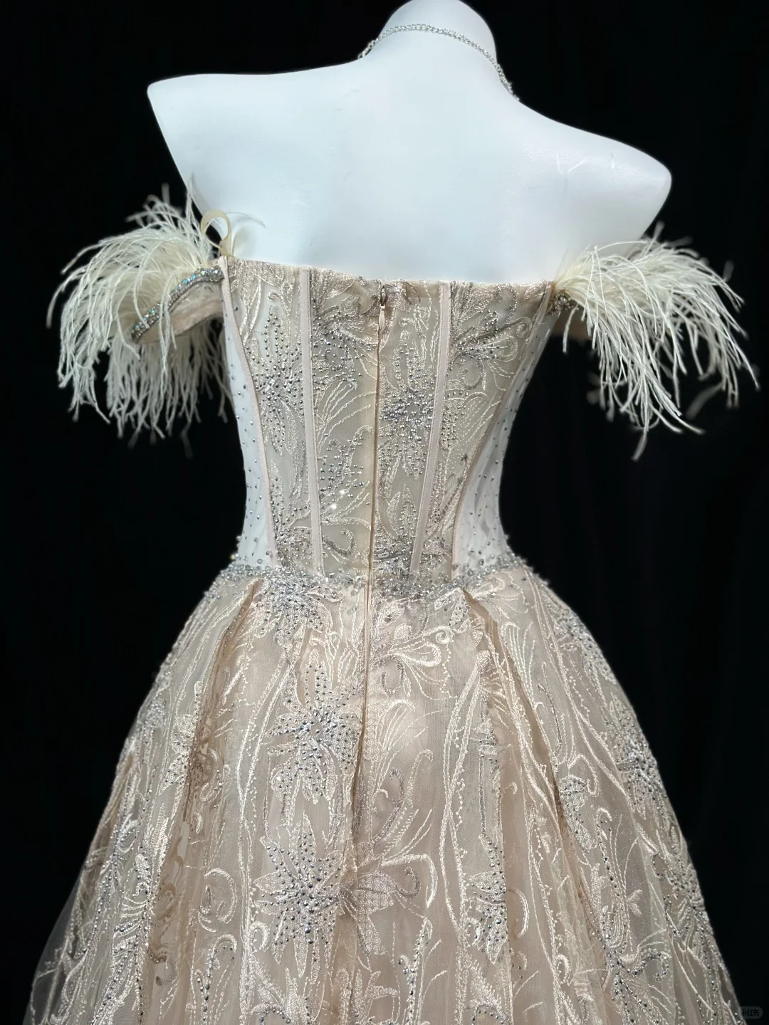 Gorgeous Tulle Embroidery Beaded Ball Gown Off The Shoulder Long Evening Dress Birthday Dress D2513
