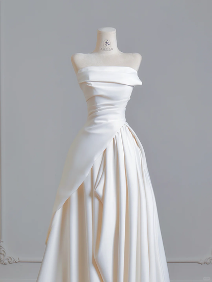 Elegant Strapless Ball Gown White Satin Pleated Long Wedding Dress D2506