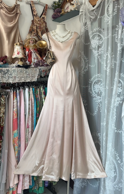 Elegant Light Pink Sleeveless Satin Mermaid Long Party Dress Wedding Guest Dress D1518