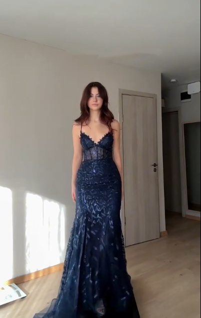 Vintage V Neck Navy Blue Spaghetti Straps Mermaid Prom Dress Long Party Dress D801