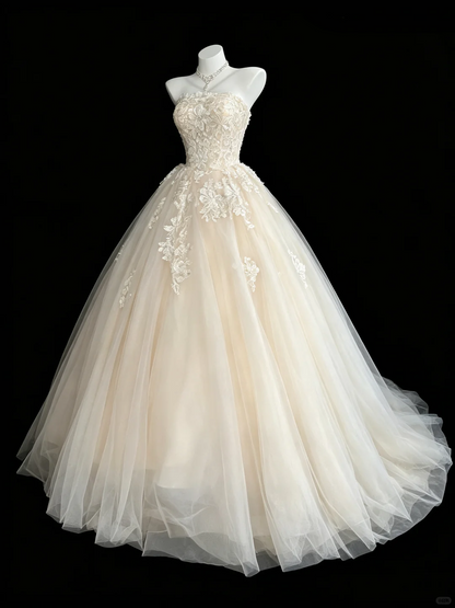 Elegant Off White Tulle Appliques Long Wedding Dress Strapless Long Bridal Dress D5230