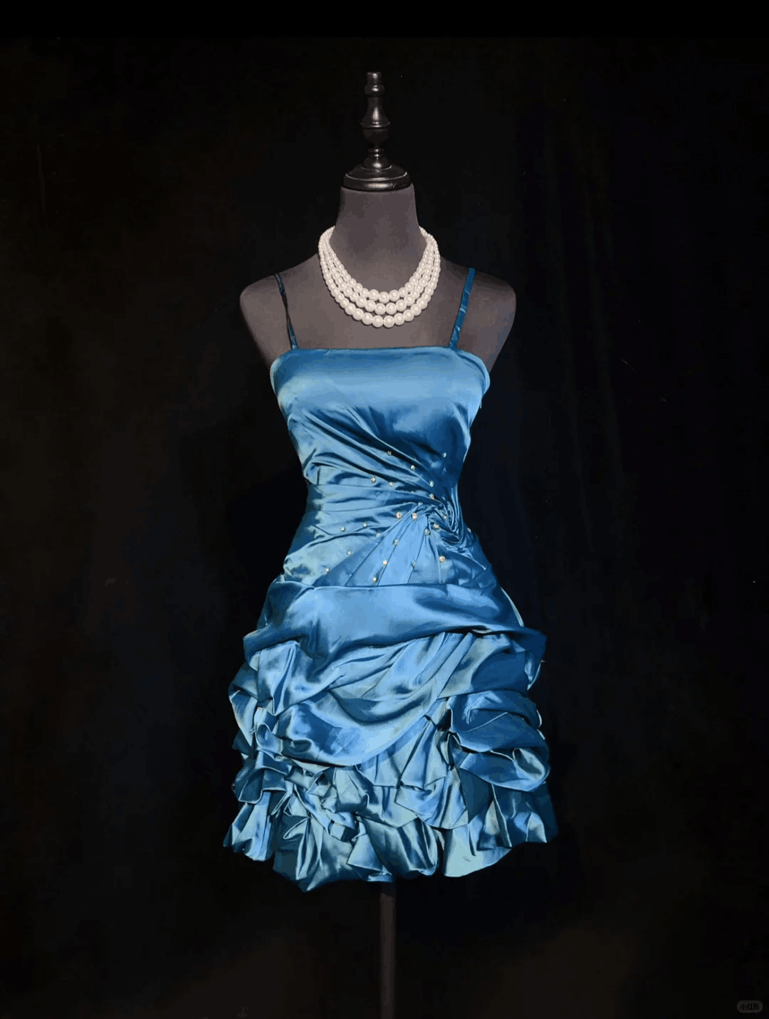 Vintage Spaghetti Straps Satin Pleated Beaded Short Graduation Homecoming Dress,Blue Short 16th Birthday Outfits D3378