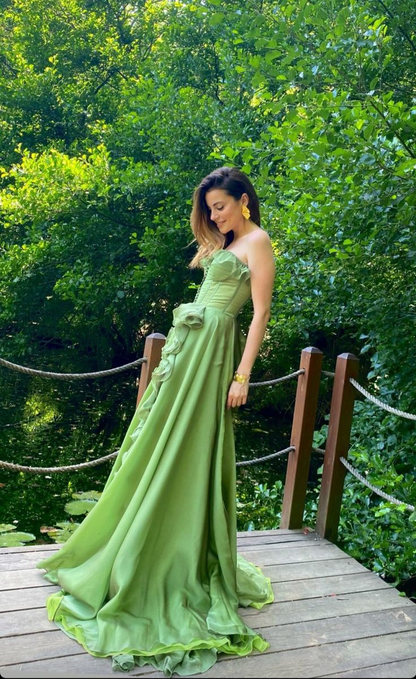 Elegant Sweetheart Neck Green Chiffon Ruffle Slit A Line Long Party Dress Evening Dress D2868
