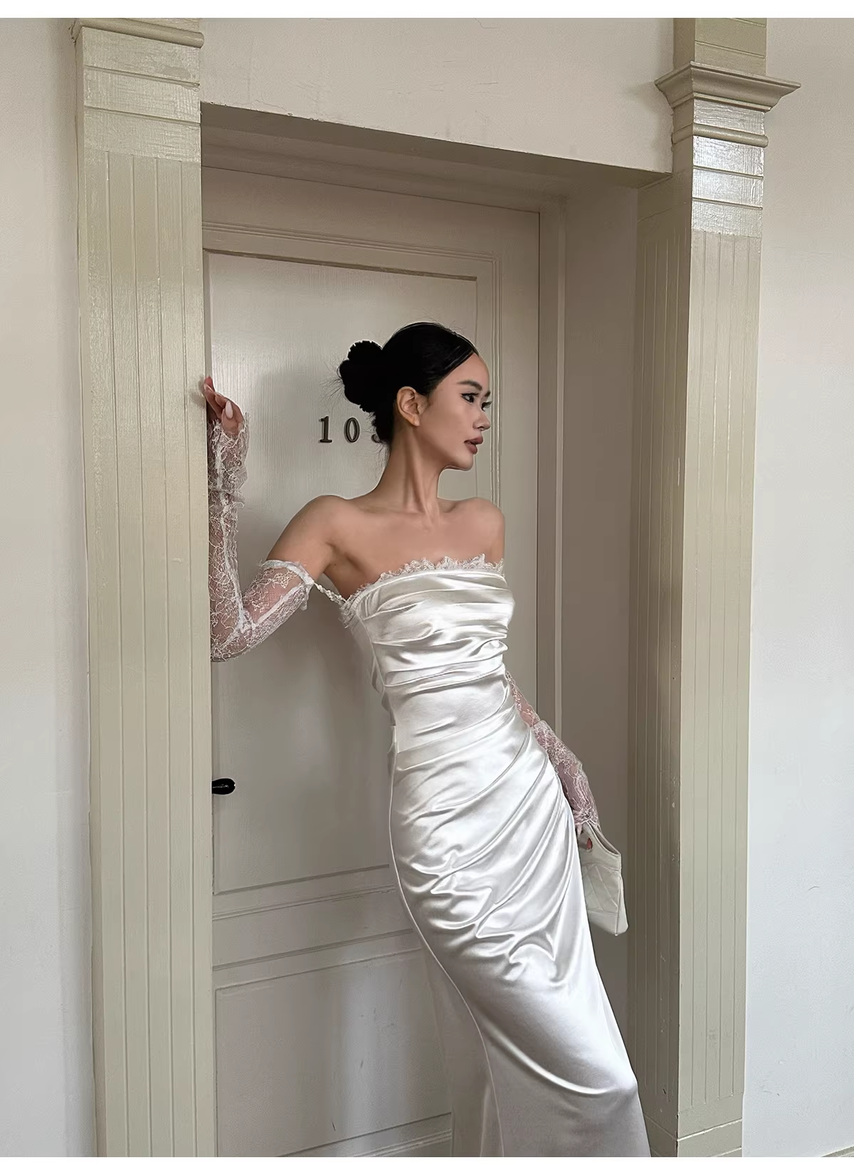 Classy White Off The Shoulder Satin Lace Mermaid Long Wedding Guest Dress Formal Evening Dress Prom Gown D2126