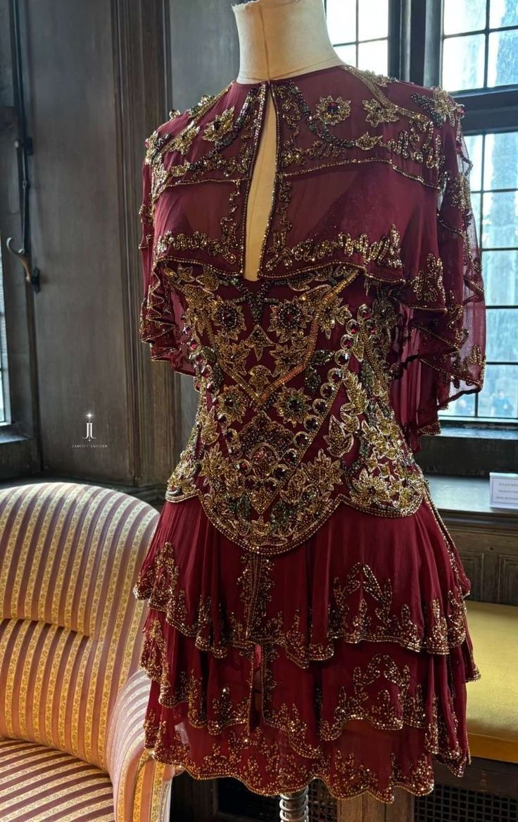 Retro Burgundy Chiffon Sequin A Line Short Graduation Homecoming Dress Cocktail Dress D3294