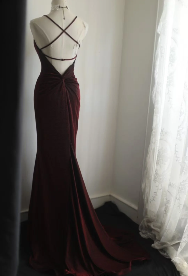 Charming Burgundy Spaghetti Straps Satin Mermaid Long Party Dress Backless Evening Gown D2324