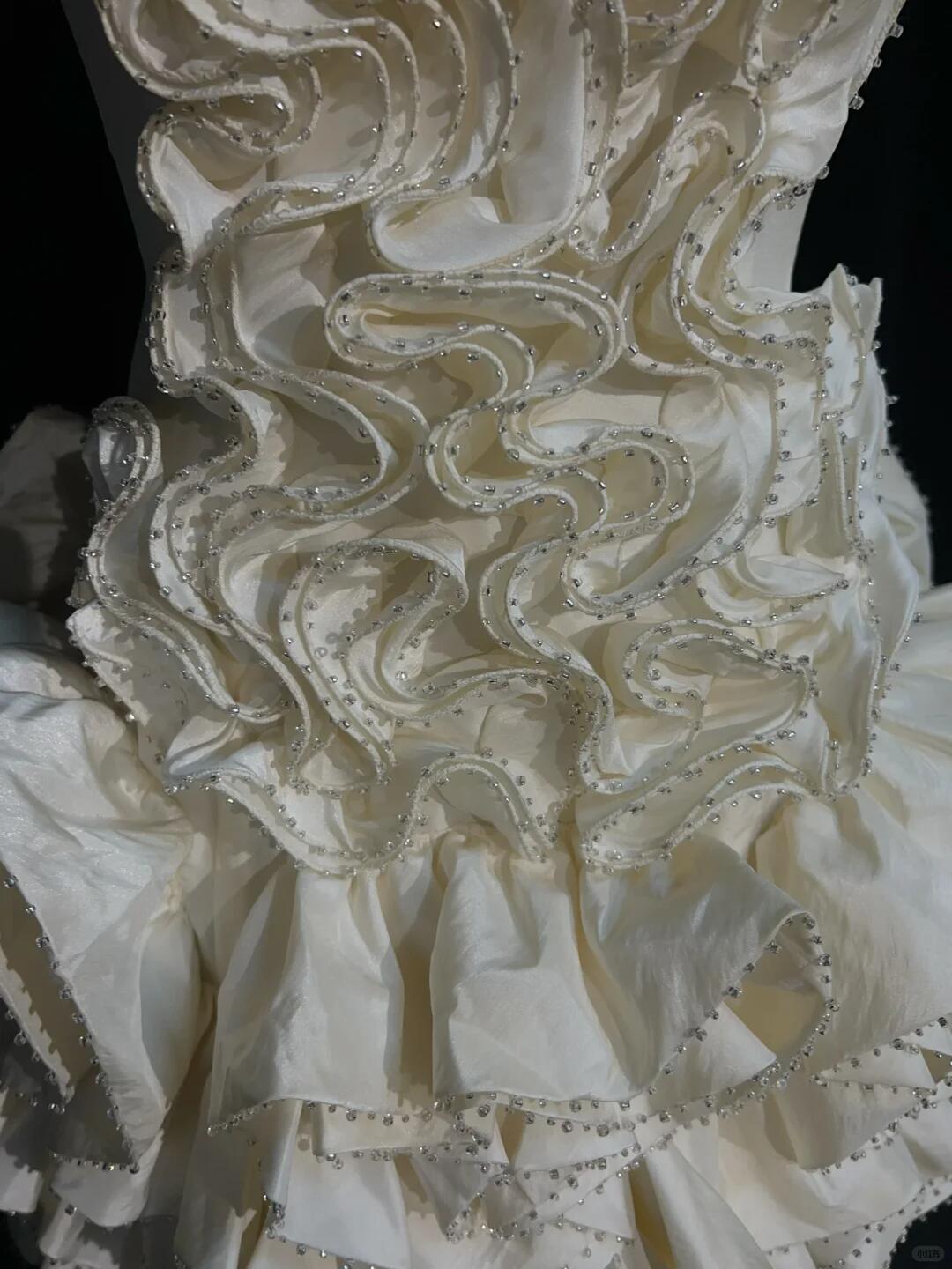 Elegant Off White Satin Ruffle Beaded A Line Short 9th Grade Homecoming Dress,Strapless Short Birthday Outfits D3377