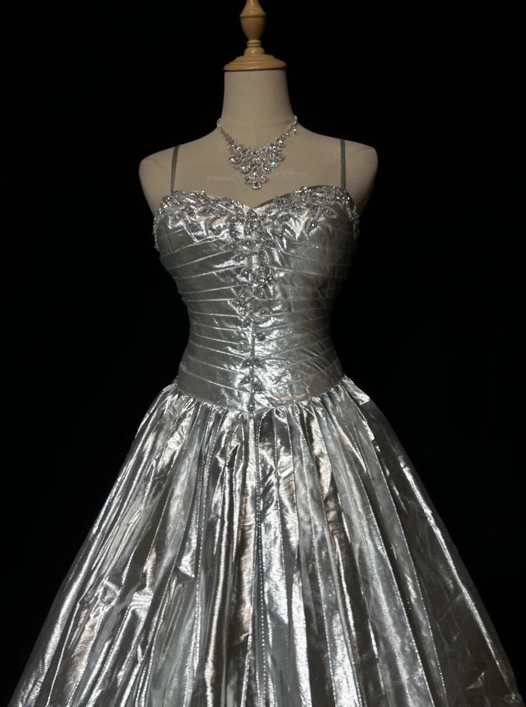 Stylish Spaghetti Straps Silver Satin Pleated Beaded A Line Short Birthday Dress Homecoming Dress D3385