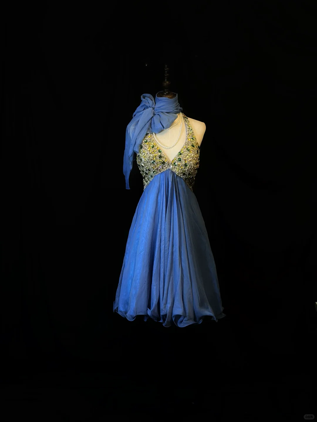 Gorgeous Blue Halter V Neck Tulle Beaded A Line Short 6th Grade Homecoming Dress Cocktail Dress D3248