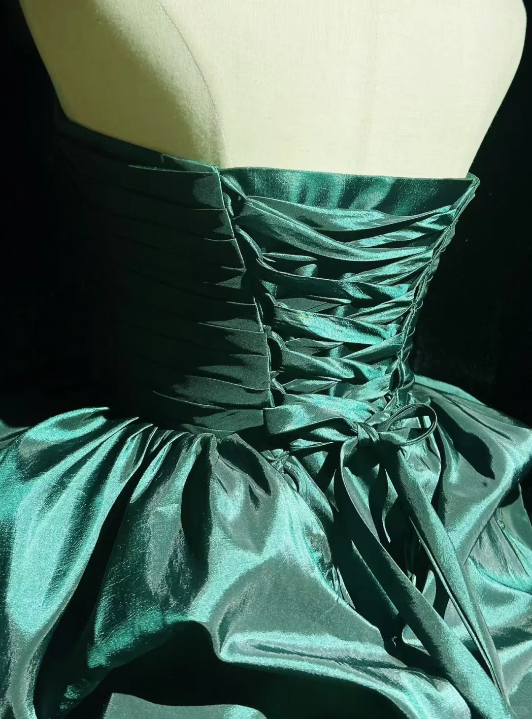 Fashion Green Satin Pleated A Line Short 18th Birthday Outfits ,Formal Homecoming Dress D3360