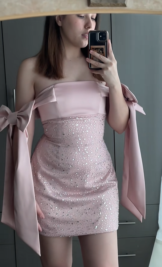 Elegant Pink Satin Beaded Sheath Short 6th Grade Homecoming Dress,Bow Strapless Mini Prom Dress D3946