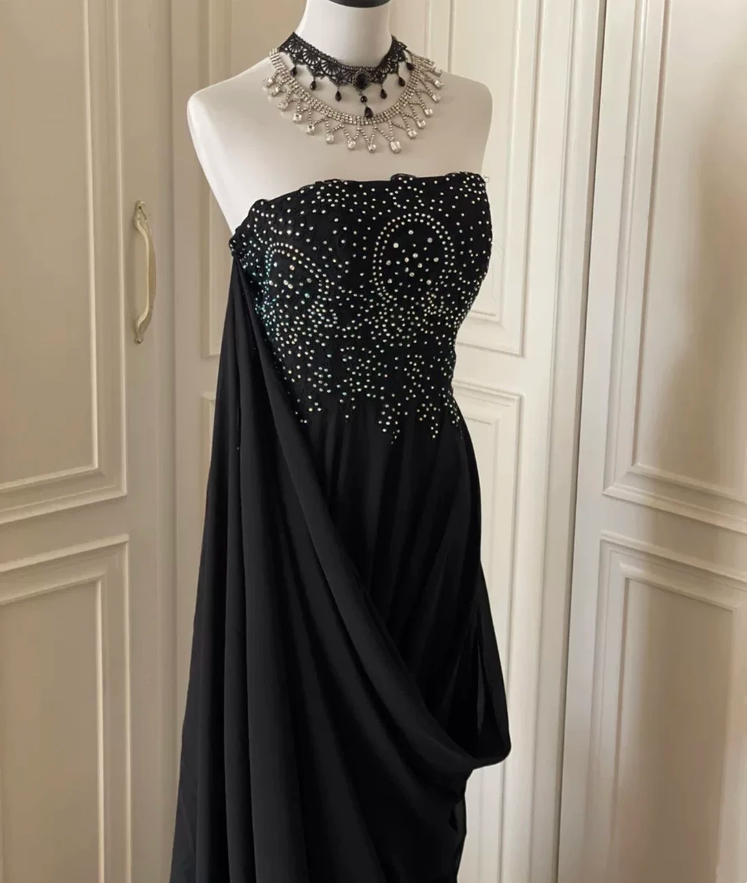 Stylish Black Strapless Chiffon Beaded Long Wedding Guest Dress,Formal Prom Dress Party Dress D3101