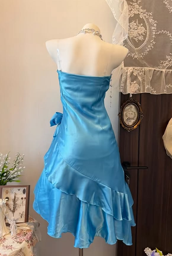 Fashion Blue Strapless Satin Pleated Ruffle Layered Short Homecoming Dress Cocktail Dress D4223