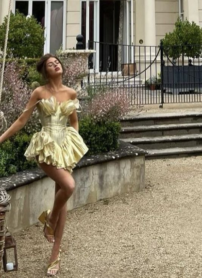 Vintage Gold Satin Pleated A Line Short Prom Dress Homecoming Dress D669